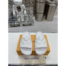 Louis Vuitton Slippers